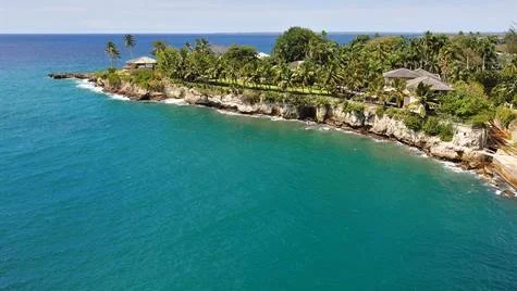 Ocean front land lot for sale in La Romana, Punta Cana