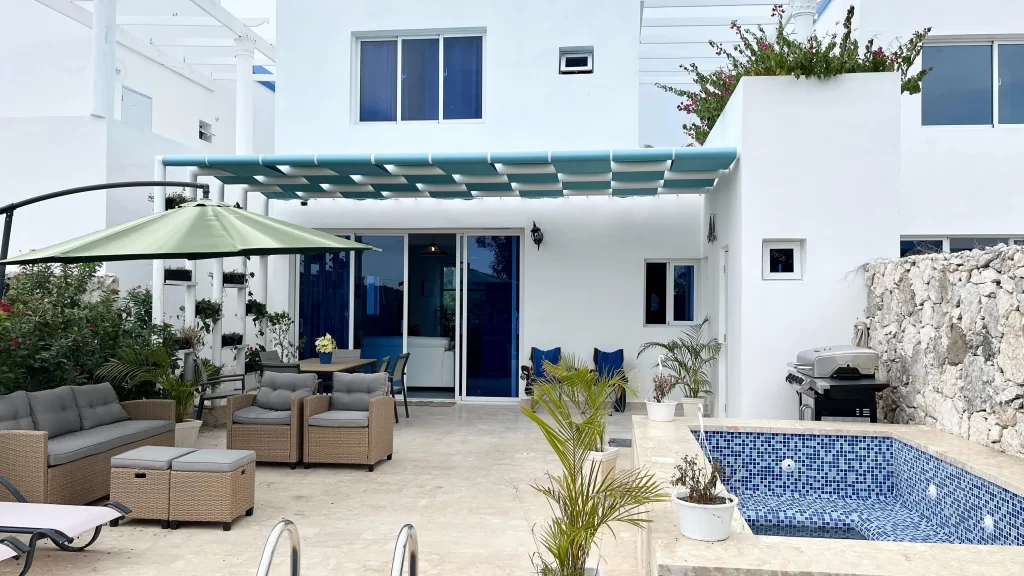 Explore Drake Plus, a spacious 3-bedroom house for sale in Punta Cana. Enjoy modern amenities and luxurious Caribbean living in this beautiful home.