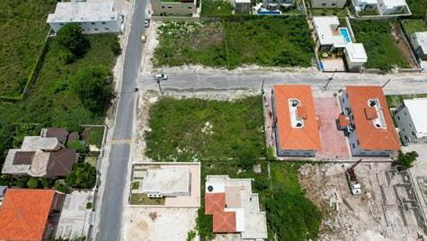 El Ejecutivo land 700m2 for sale